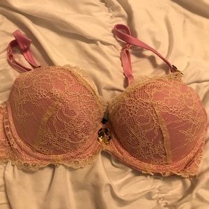 34 B, Juicy Couture Lace Bra!